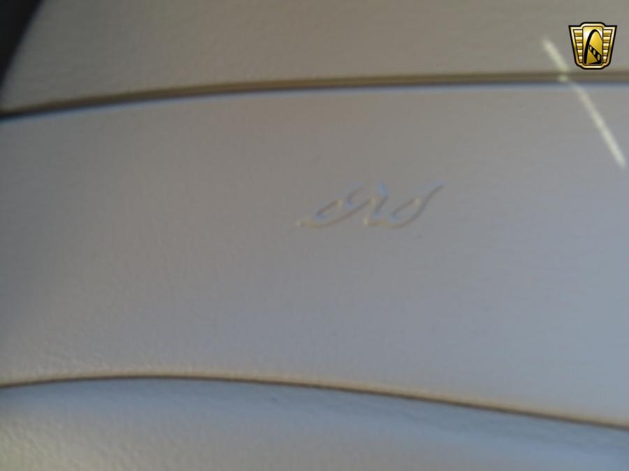 Детали интерьера Ford Mustang SVT Cobra Coupe 1999 года  (фото 53 из 84)